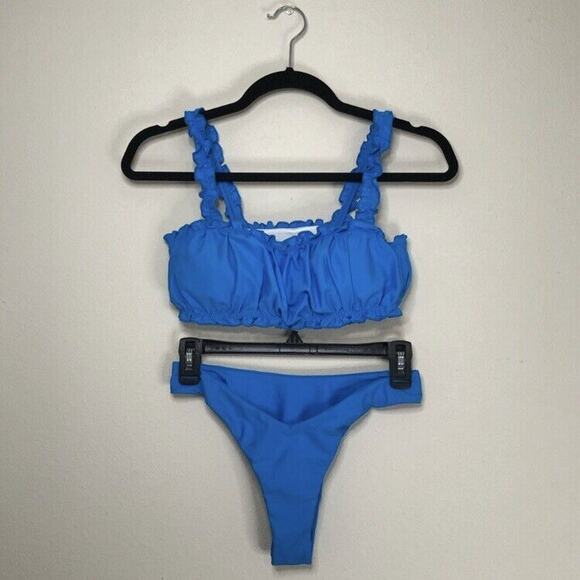 NWOT Womens Size Small Two Piece Bikini Swimwear Feminine Summer Ruffle Vacation - Picture 1 of 6